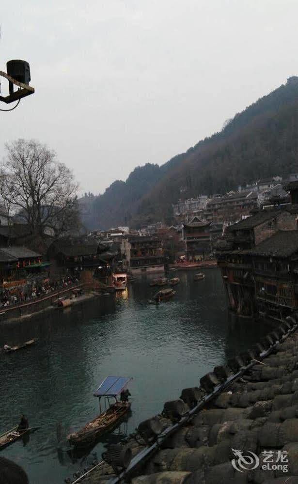 Fenghuang Waitin For You Inn Exteriör bild